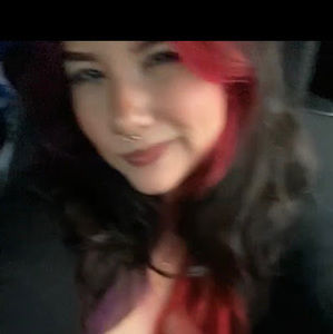 Meet your Posher, Alexia